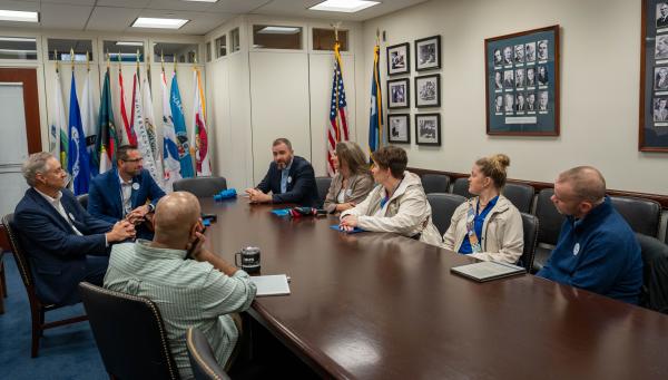 The ESOP Association Minnesota/Dakotas Chapter meets in Senator Tina Smith’s office